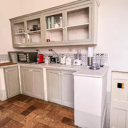 Prestigious Property, Pool, A.c. Monte Campano