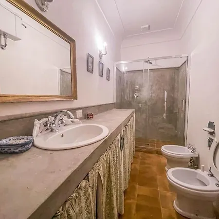 Villa Prestigious Property, Pool, A.c. Monte Campano