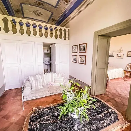 Prestigious Property, Pool, A.c. Villa Monte Campano